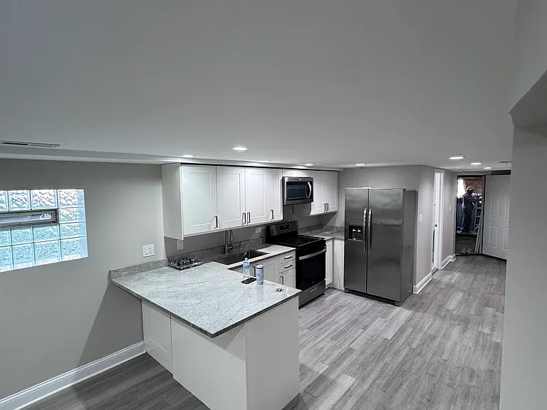 5001 W Altgeld St #BASEMENT — Photo 3