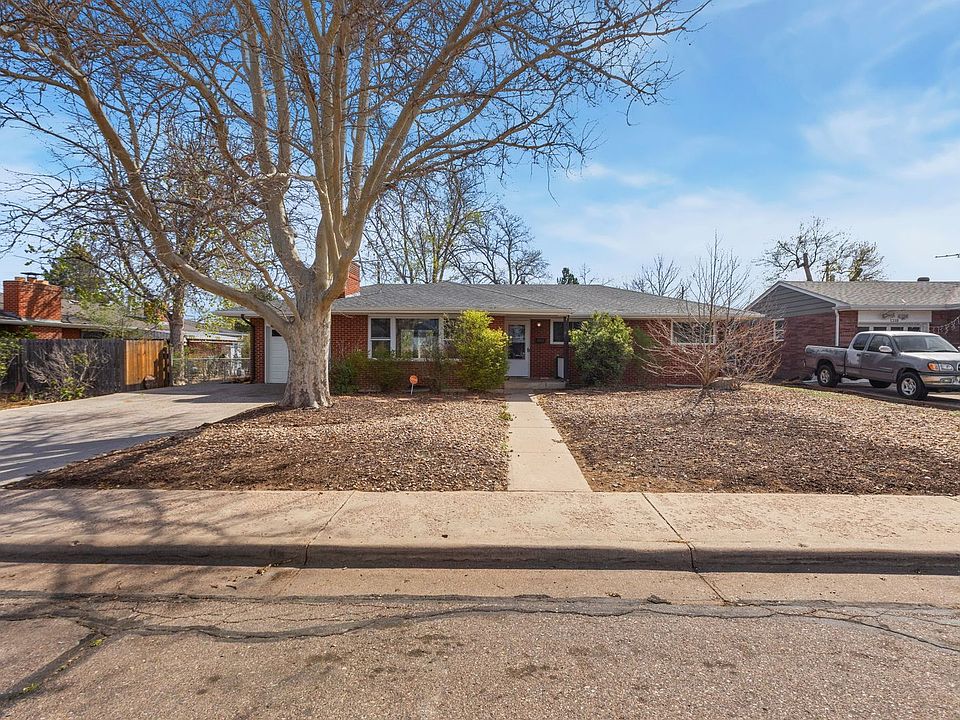 1st image of 1306 23rd Avenue Ct