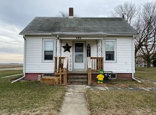 240 N Locust St, Ludlow, IL 60949