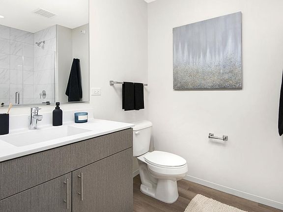 4th image of 1353 S Wabash Ave #1-410
