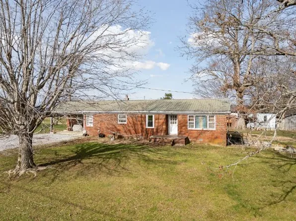 2751 Evins Mill Rd, Smithville, TN 37166