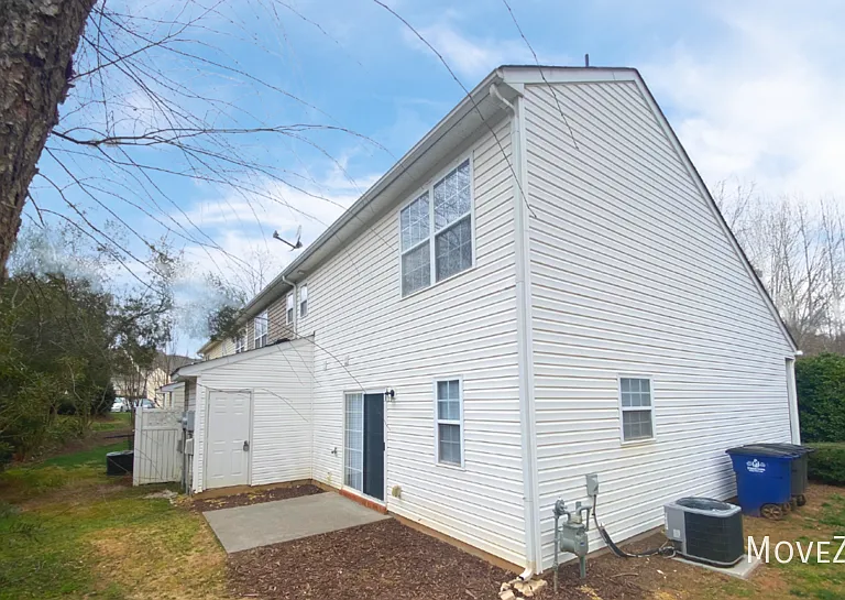 255 Luzelle Dr — Photo 16
