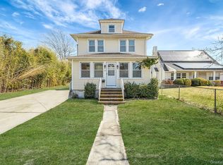 129 Bay Avenue, Patchogue, NY