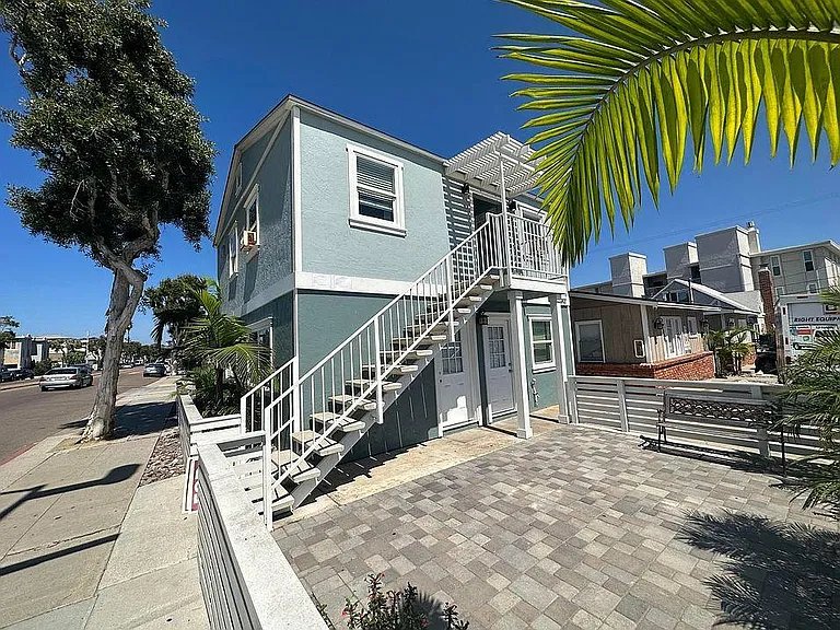 802 El Carmel Pl #802 — Photo 6