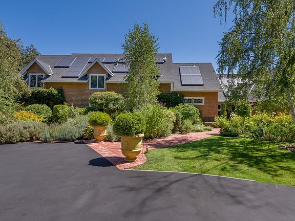 2nd image of 320 Family Farm Dr