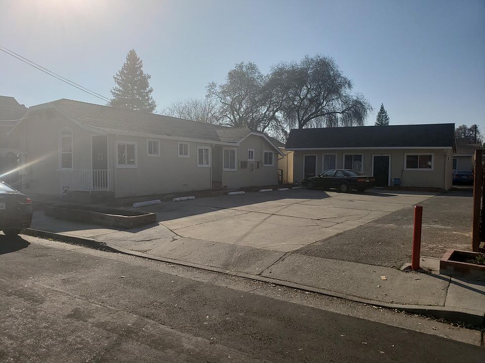 2nd image of 524 Solano St APT 3