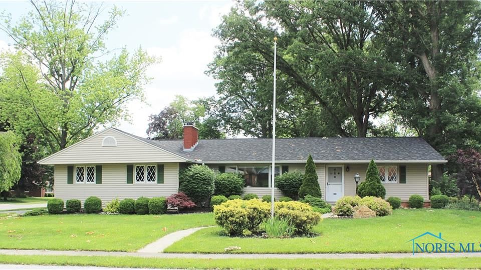 1st image of 3309 Briarcliff Dr