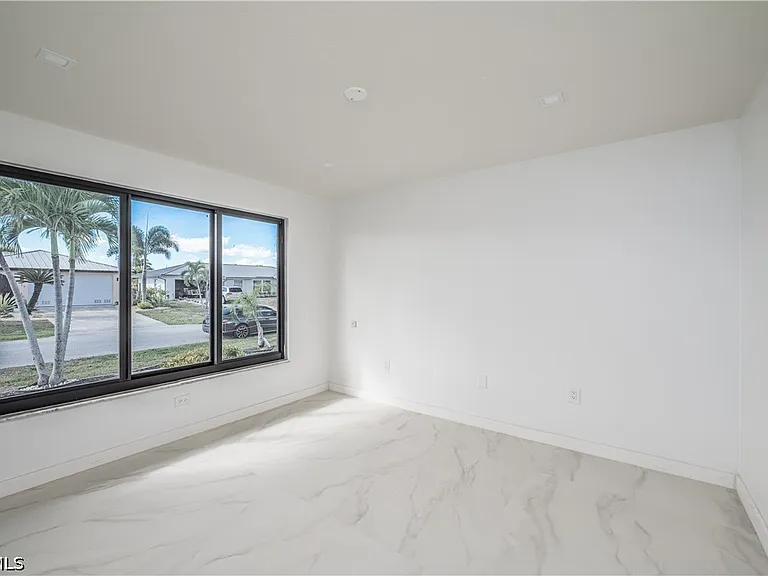 618 Santa Margerita Ln — Photo 14