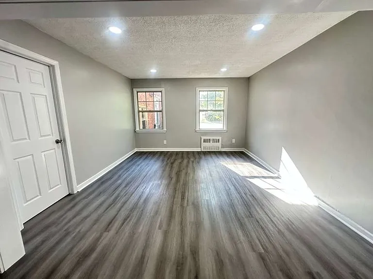 Promenade Villas & Commons — Photo 2