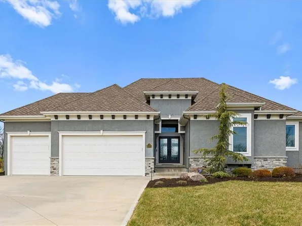 10008 N Revere Ct, Kansas City, MO 64154