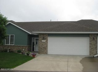 1040 S Crailsheim Rd, Worthington, MN 56187