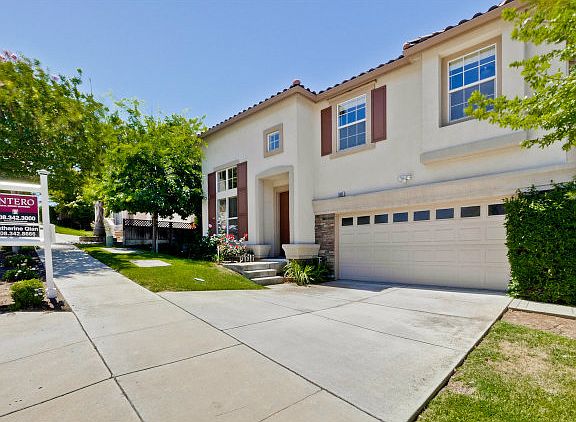 3rd image of 6605 Alyssa Dr