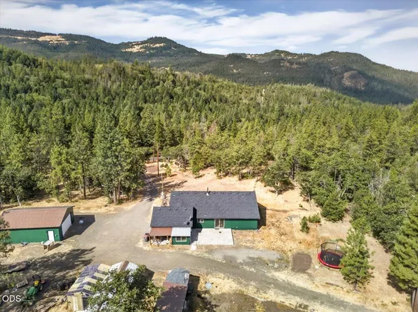13021 E Antelope Rd, Eagle Point, OR 97524