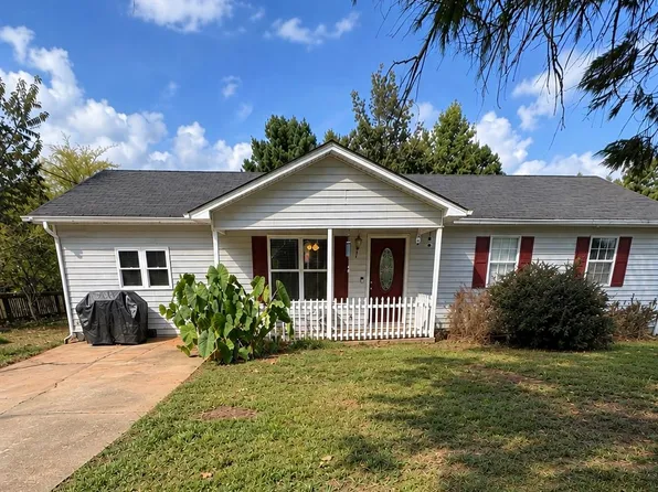 4313 Harmony Church Rd, Gillsville, GA 30543