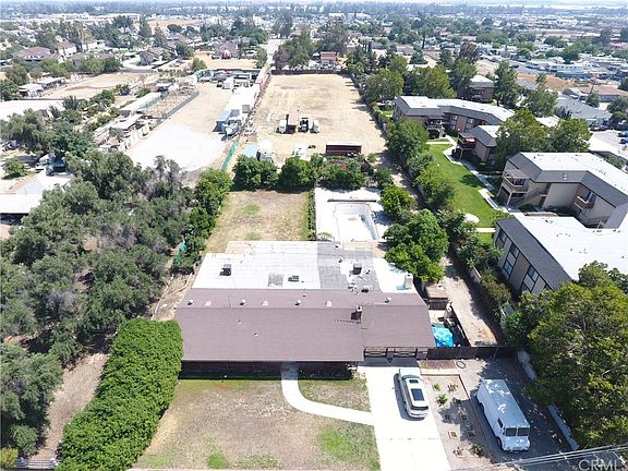 2nd image of 17809 San Bernardino Ave