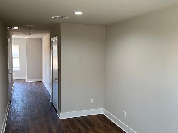 4th image of 1427 Pearson St #1431