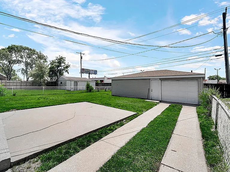 6740 Olcott Ave — Photo 20
