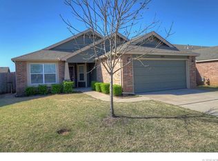 14712 E 109th St N, Owasso, OK 74055
