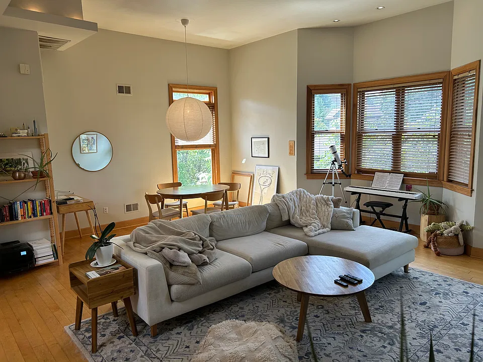 Living and dining space