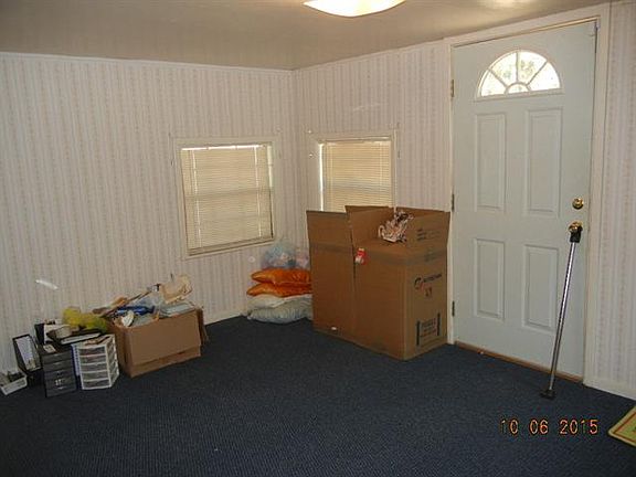 4th image of 6924 Clifden Dr