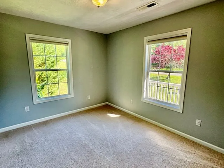 160 Burning Oaks Dr — Photo 8