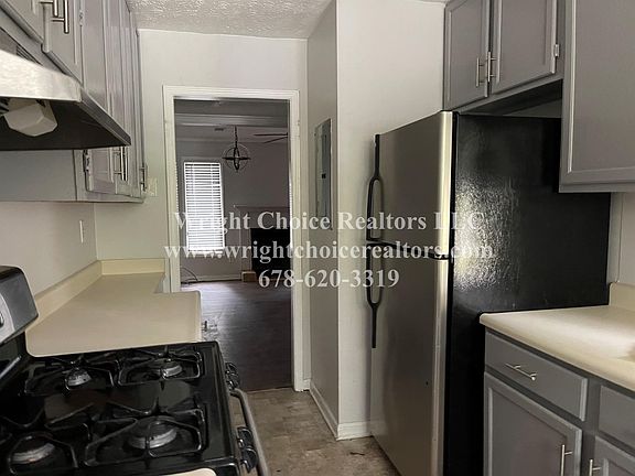 5th image of 2785 Country Ct SE APT E
