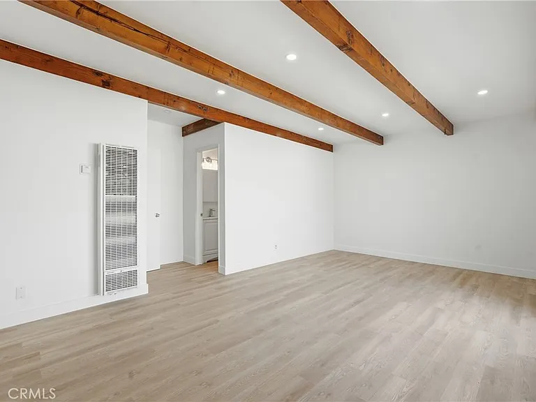 1700 Voorhees Ave — Photo 12