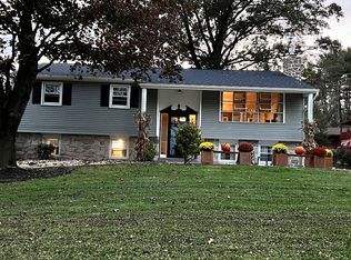 1571 Schwenk Rd, Pottstown, PA 19464