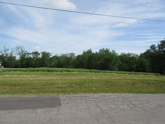 2nd image of 11426 S County Line Rd W