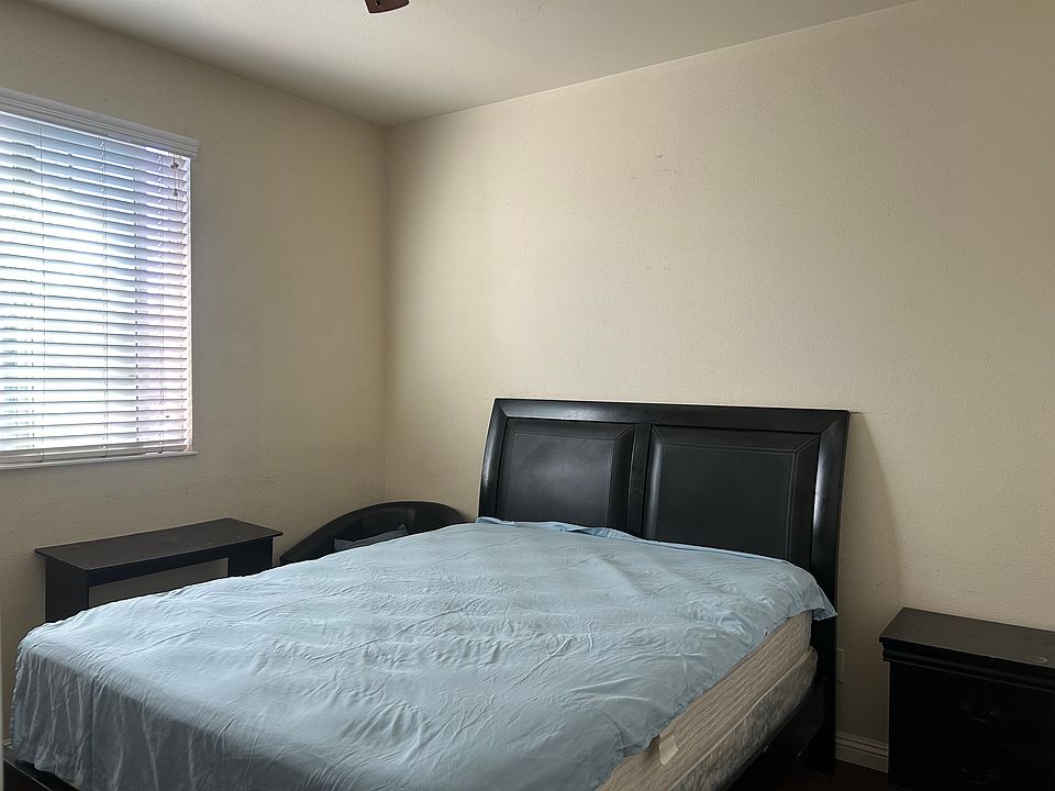 1st image of 13744 Dellbrook St #2-4