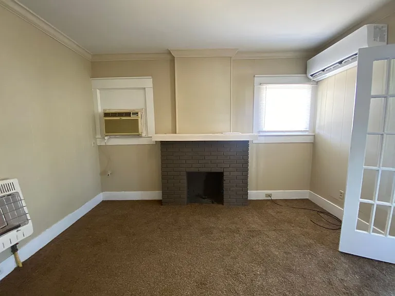 105 W. Cherry — Photo 14