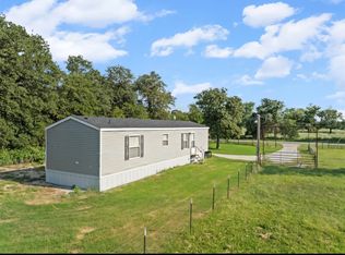 2020 Pine Rd #B, Poolville, TX 76487