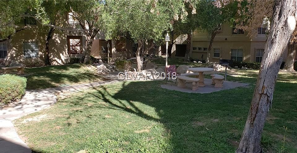 2nd image of 520 Arrowhead Trl Unit 213