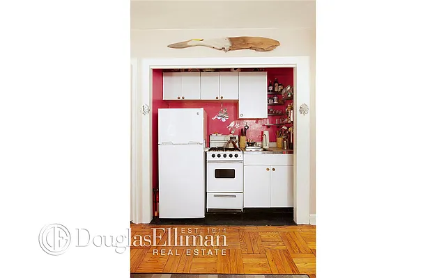 Sold by Douglas Elliman | media 13