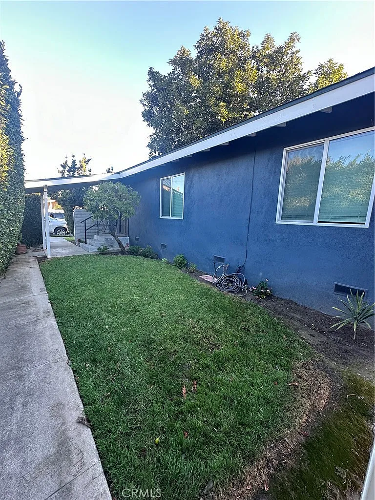 3 bed, 1654 sqft, $3,600 — Photo 2