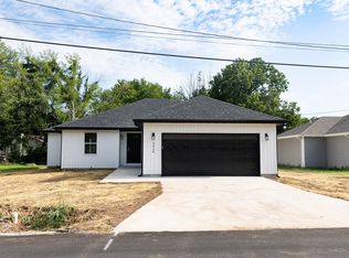 2430 E Atlantic St, Springfield, MO 65803