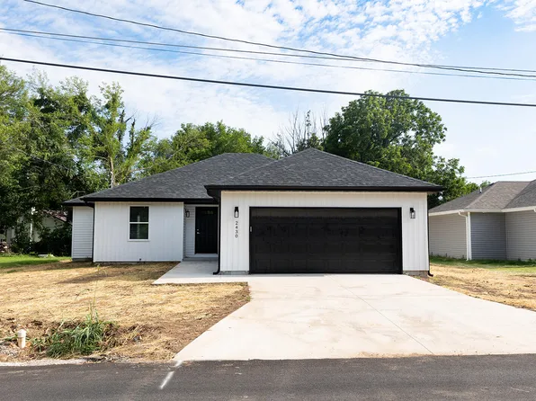 2430 E Atlantic Street, Springfield, MO 65803