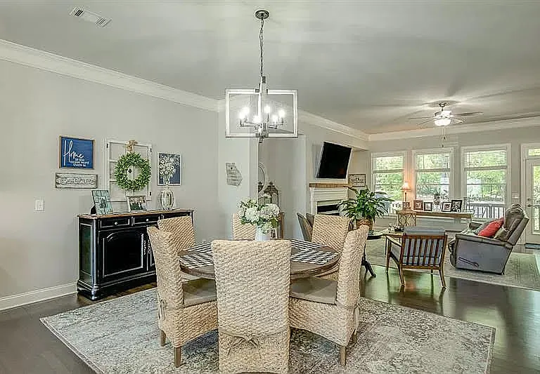 561 Suwanee Pass Trl — Photo 7