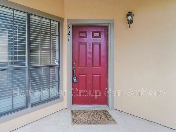 3rd image of 11839 Parliament St APT 621