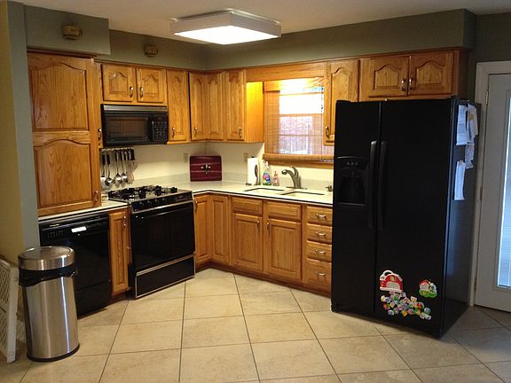 4th image of 1001 Taft Park