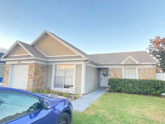 9009 Bana Villa Ct, Tampa, FL 33635