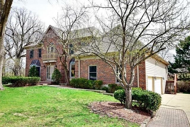 1st image of 933 Oakwood Ct