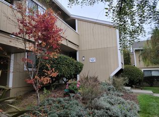 32 Hector Ln, Novato, CA 94949