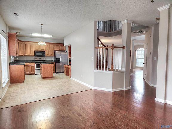 5th image of 143 Garden Brook Dr