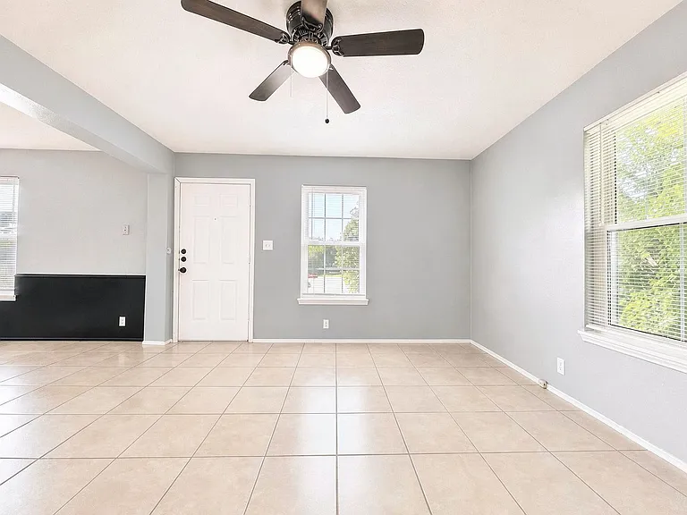 4614 Gurley Ave — Photo 33