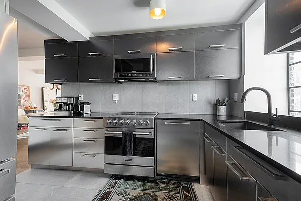 Rented by Bold Marketing | media 21