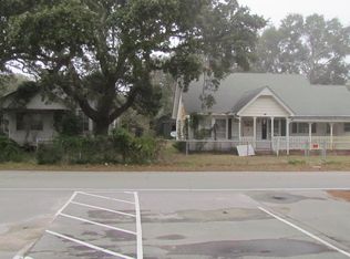 156 School Dr, Atlantic, NC 28511