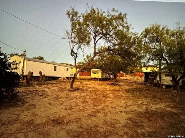 1080 Progreso, Eagle Pass, TX 78885