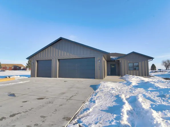 1644 365th Ave, Estherville, IA 51334