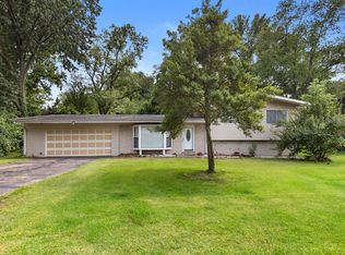 9612 Mesa Dr, Saint Louis, MO 63132
